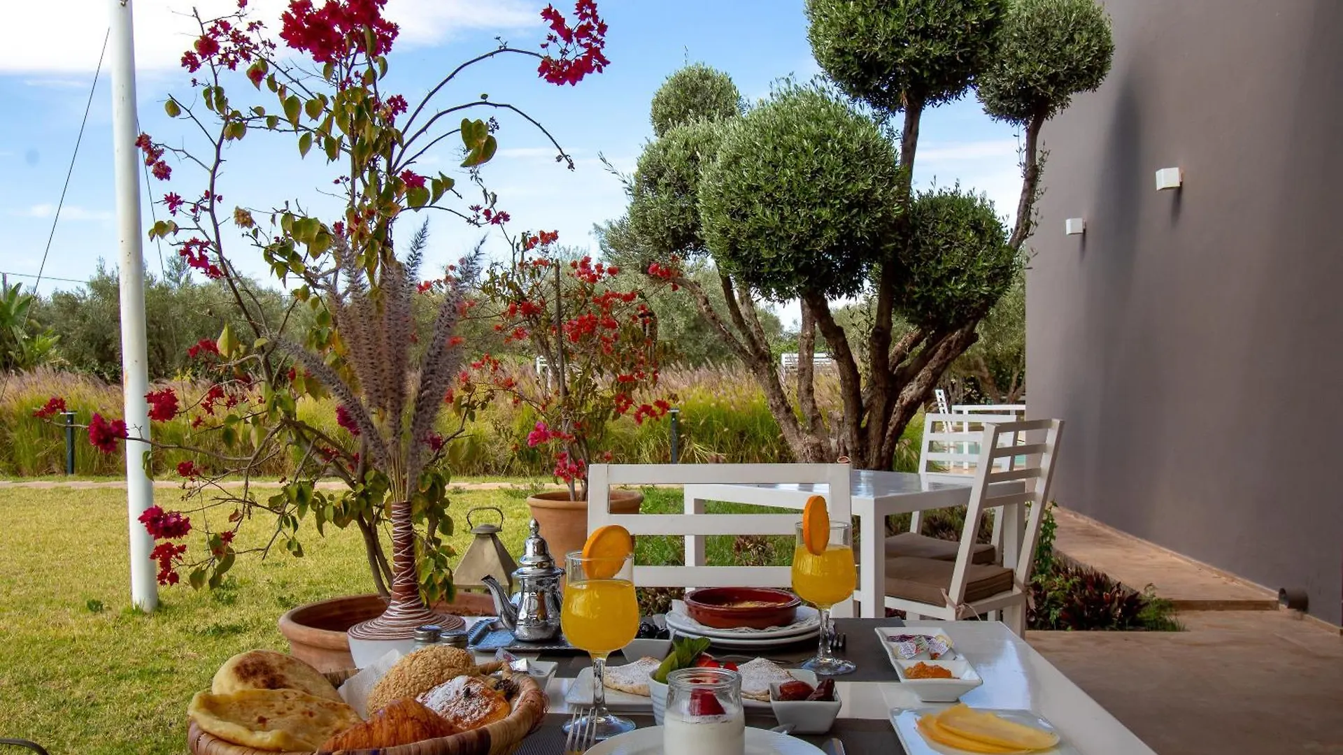 Villa Jardins D'Isa Lagouassem 4*,  Morocco