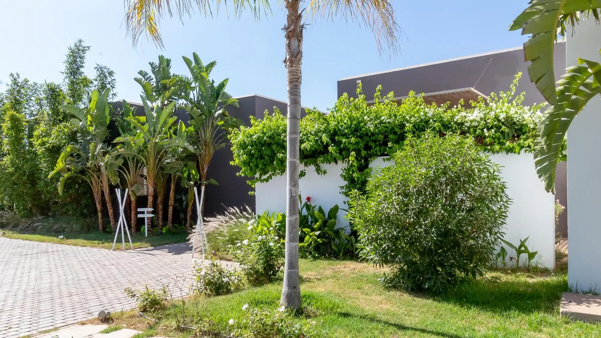 Bed & Breakfast Villa Jardins D'Isa Lagouassem
